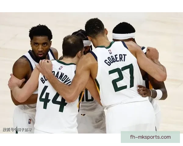 米格雷森B队狂胜首尔凤凰七比一迎来赛季高光时刻 米格雷森B队狂胜首尔凤凰七比一迎来赛季高光时刻